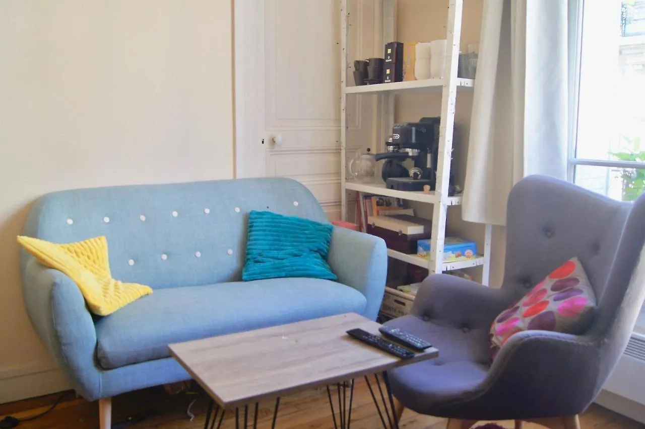 Apartamento Charming Cosy Appt In Porte De Versailles